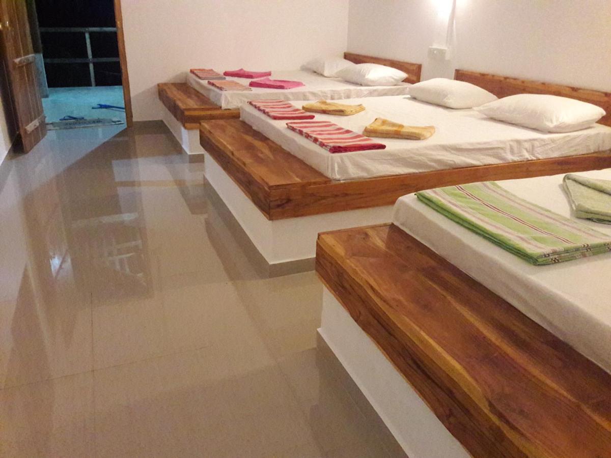 Bed and breakfast Big House Uda Walawe Extérieur photo